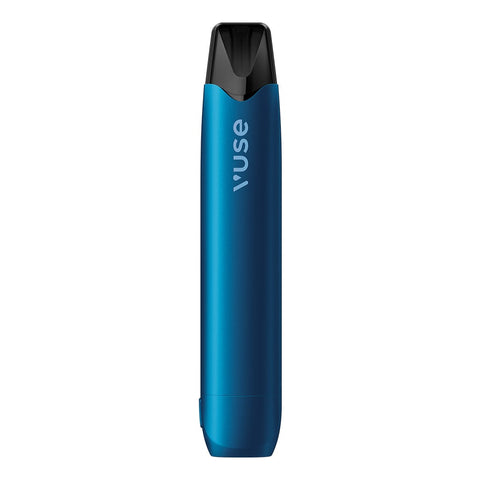Το VUSE Greece Vuse Pro One Blueberry Ice είναι ένας κομψός, μπλε ατμοποιητής σε σχήμα στυλό με μαύρο επιστόμιο και "yuse" κάθετα στο μινιμαλιστικό, μοντέρνο σώμα.