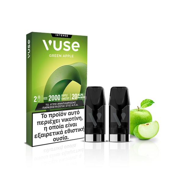 Στο κουτί με τα Vuse Pods - Green Apple της Vuse εμφανίζονται δύο κάψουλες στο προσκήνιο και φρέσκα πράσινα μήλα δίπλα τους, τονίζοντας τη δροσερή γεύση. Ένα κείμενο στα ελληνικά προειδοποιεί ότι το προϊόν αυτό περιέχει νικοτίνη που προκαλεί ισχυρή εξάρτηση.